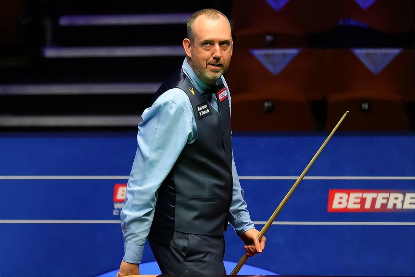 前场通过 前场通过